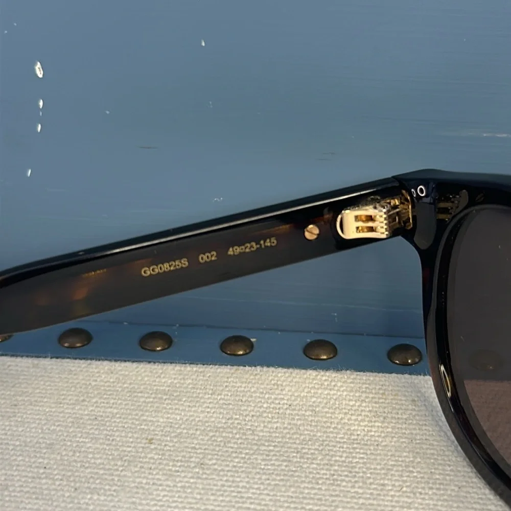 New Authentic Gucci GG0825S Shiny Dark Havana Sunglasses